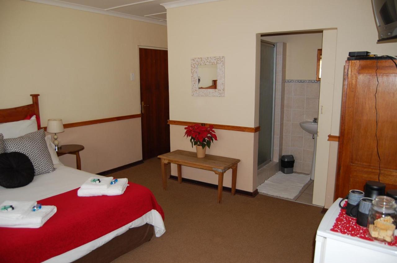 Evergreen Guesthouse Upington Ngoại thất bức ảnh