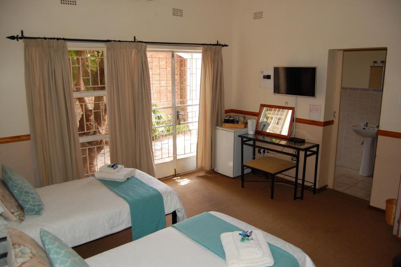 Evergreen Guesthouse Upington Ngoại thất bức ảnh